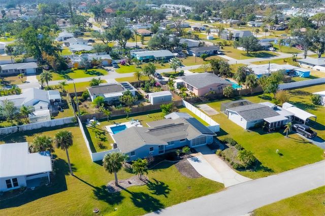 221 E WENTWORTH STREET, Englewood, FL 34223