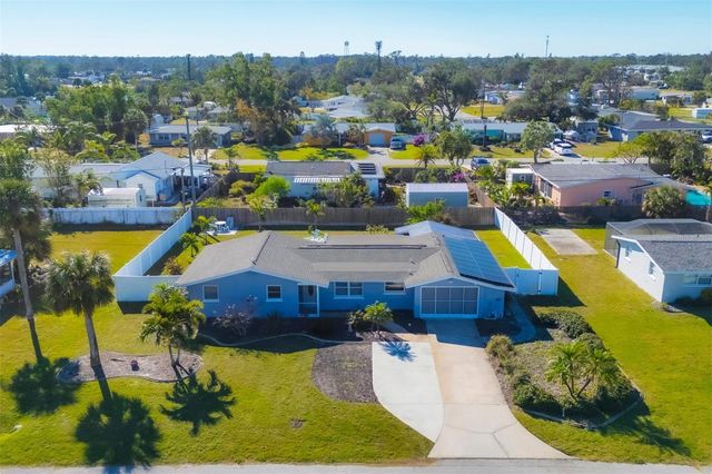 221 E WENTWORTH STREET, Englewood, FL 34223