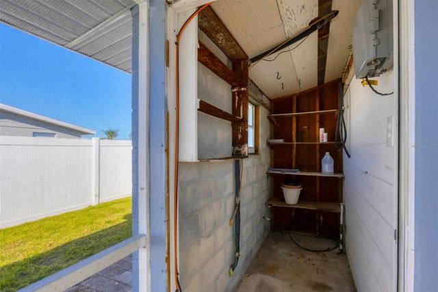 221 E WENTWORTH STREET, Englewood, FL 34223