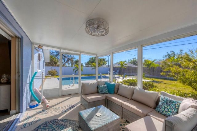 221 E WENTWORTH STREET, Englewood, FL 34223