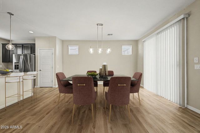 887 S SWALLOW Lane, Gilbert, AZ 85296