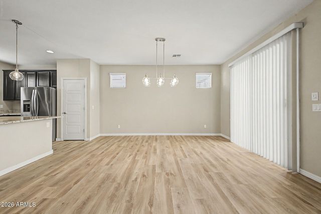 887 S SWALLOW Lane, Gilbert, AZ 85296