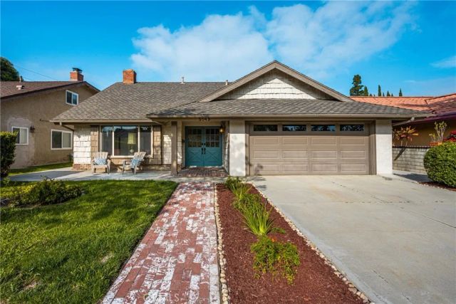 5743 Coke Avenue, Lakewood, CA 90712