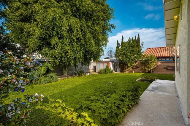 5743 Coke Avenue, Lakewood, CA 90712