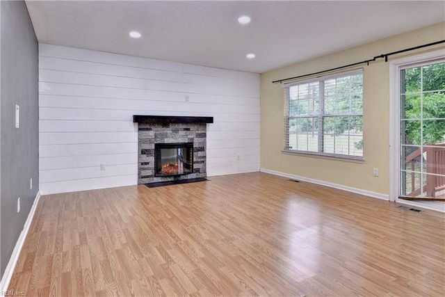 132 Wellington DR, Williamsburg, VA 23185