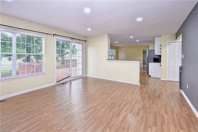 132 Wellington DR, Williamsburg, VA 23185