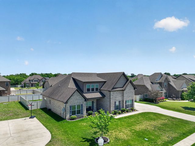 2911 Firerock Dr, N, Murfreesboro, TN 37128