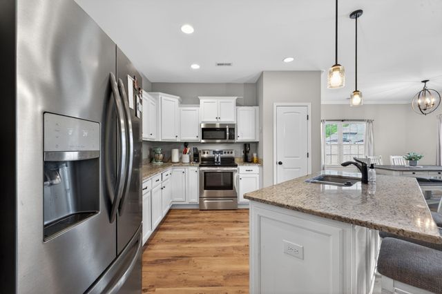 2911 Firerock Dr, N, Murfreesboro, TN 37128