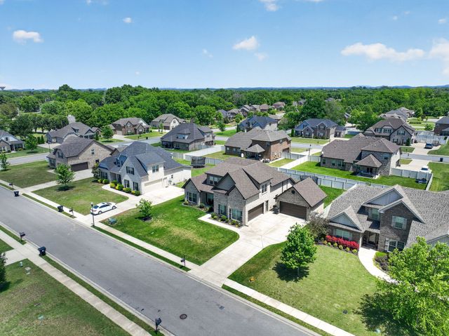 2911 Firerock Dr, N, Murfreesboro, TN 37128