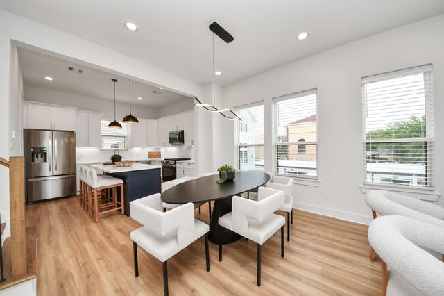 2428 Ella Boulevard, Houston, TX 77008