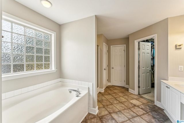 458 FOREST LAKES DRIVE, Sterrett, AL 35147