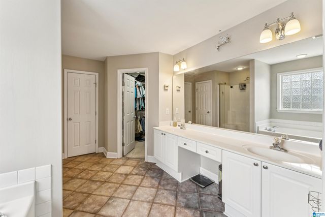 458 FOREST LAKES DRIVE, Sterrett, AL 35147