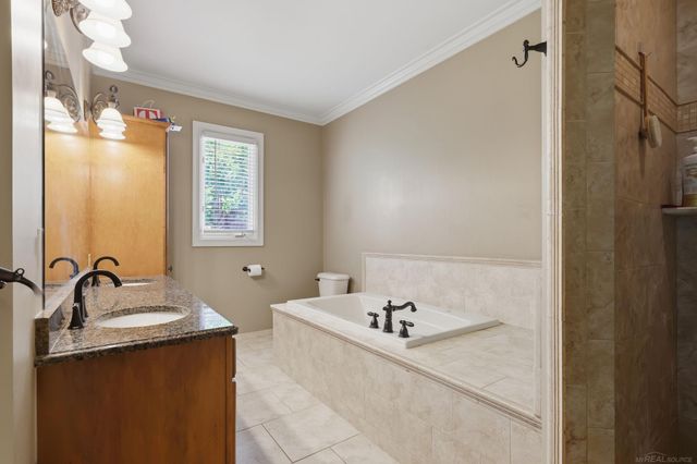 6241 Parliament Drive, Washington Twp, MI 48095