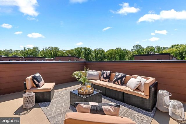 3927 CRANES BILL CT, Rockville, MD 20852