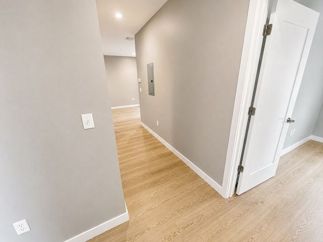 35 S. Huntington Ave 603, Boston, MA 02130