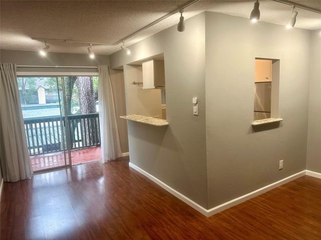 8245 Kingsbrook Road 239, Houston, TX 77024