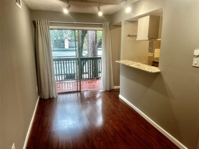 8245 Kingsbrook Road 239, Houston, TX 77024