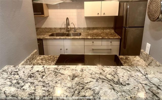8245 Kingsbrook Road 239, Houston, TX 77024