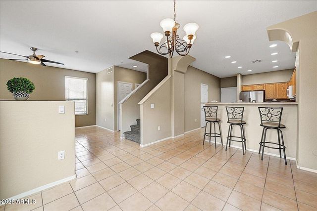 42424 N GAVILAN PEAK Parkway 7102, Anthem, AZ 85086