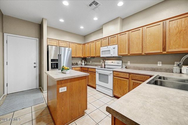 42424 N GAVILAN PEAK Parkway 7102, Anthem, AZ 85086