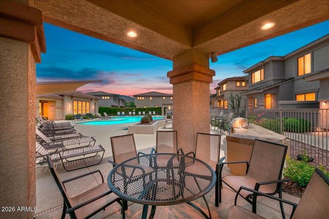 42424 N GAVILAN PEAK Parkway 7102, Anthem, AZ 85086