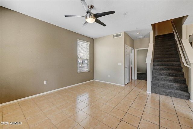 42424 N GAVILAN PEAK Parkway 7102, Anthem, AZ 85086