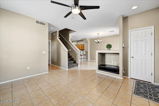 42424 N GAVILAN PEAK Parkway 7102, Anthem, AZ 85086