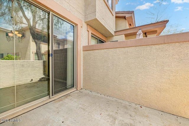 42424 N GAVILAN PEAK Parkway 7102, Anthem, AZ 85086