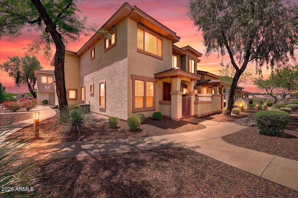 42424 N GAVILAN PEAK Parkway 7102, Anthem, AZ 85086 — photo 2