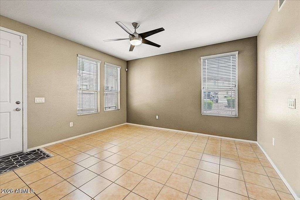 42424 N GAVILAN PEAK Parkway 7102, Anthem, AZ 85086 — photo 4