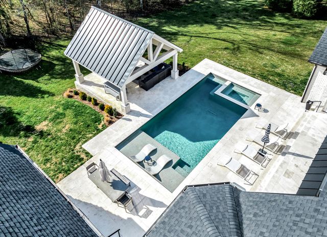 9003 Pointe Cross Lane, Brentwood, TN 37027