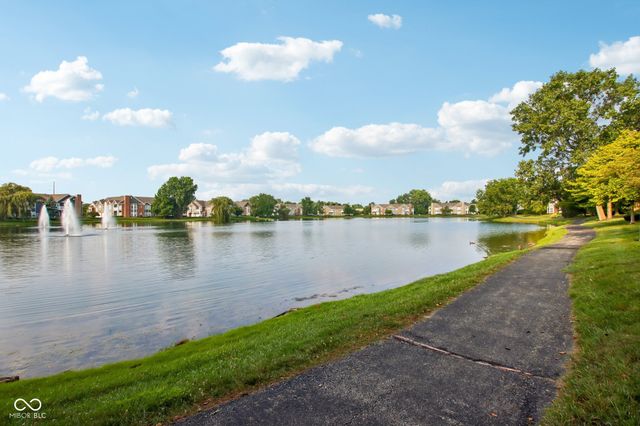 1423 Shadow Ridge Road, Carmel, IN 46280