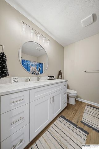 10330 S 77th Street, Lincoln, NE 68516