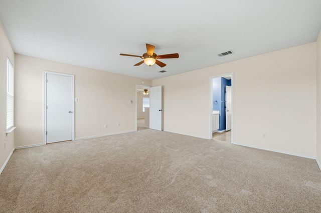 141 Meadow Park DR, Georgetown, TX 78626