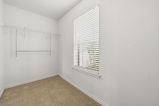 141 Meadow Park DR, Georgetown, TX 78626