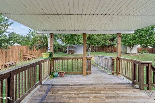 1111 Sycamore Creek Drive, Jonesborough, TN 37659