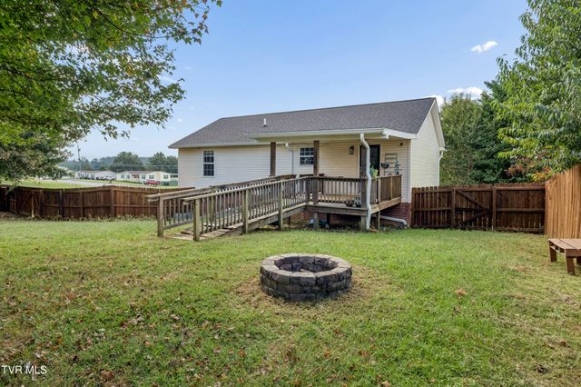 1111 Sycamore Creek Drive, Jonesborough, TN 37659