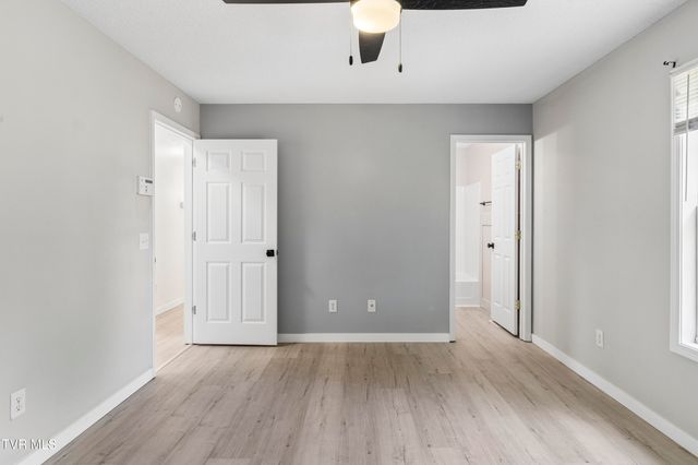 1111 Sycamore Creek Drive, Jonesborough, TN 37659