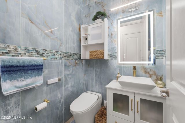 8578 MABEL Drive, Jacksonville, FL 32256