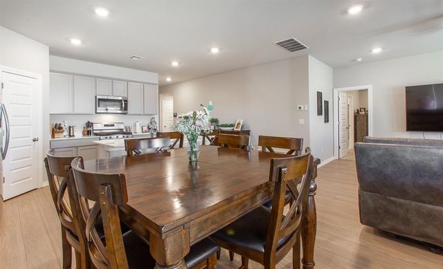 634 Park Place Drive, Newcastle, OK 73065