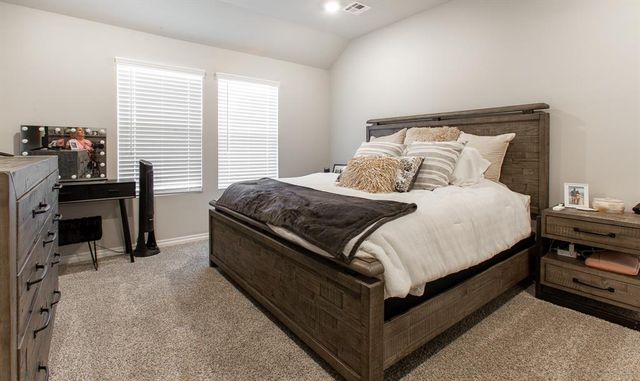 634 Park Place Drive, Newcastle, OK 73065