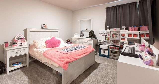 634 Park Place Drive, Newcastle, OK 73065