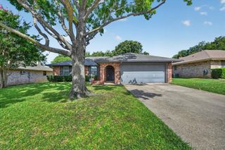 2409 Poppy Lane, Euless, TX 76039
