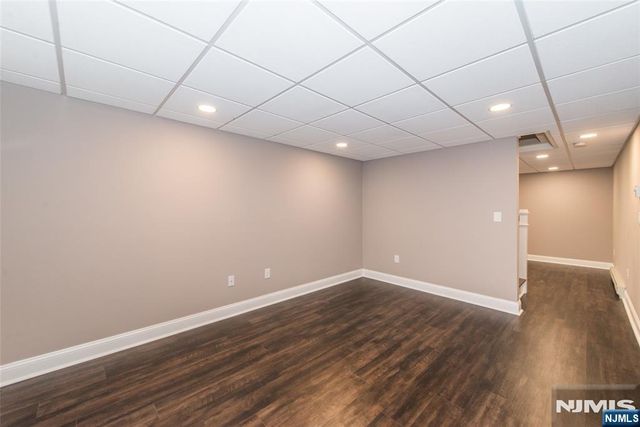 14 Bliss Avenue S, Tenafly, NJ 07670