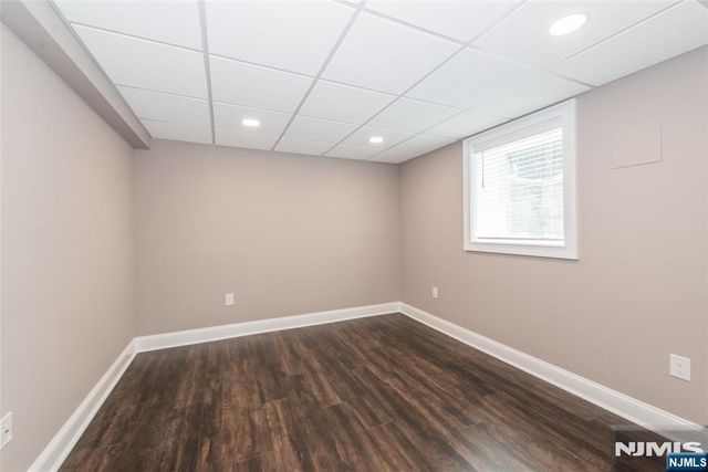 14 Bliss Avenue S, Tenafly, NJ 07670