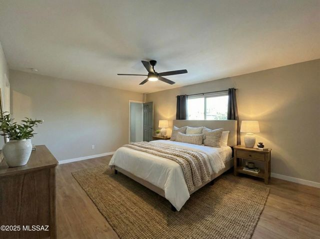 3339 N Calle Poco, Tucson, AZ 85750