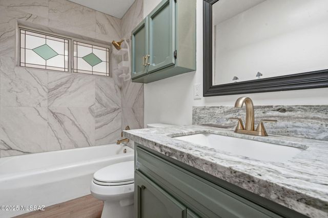 3339 N Calle Poco, Tucson, AZ 85750