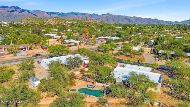 3339 N Calle Poco, Tucson, AZ 85750