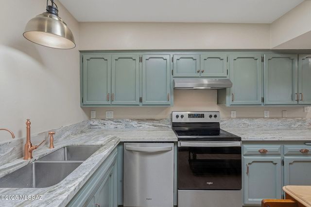 3339 N Calle Poco, Tucson, AZ 85750