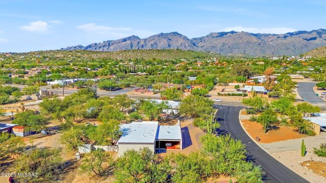 3339 N Calle Poco, Tucson, AZ 85750